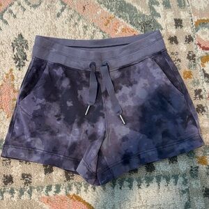 Athleta Balance Printed 4” Shortie